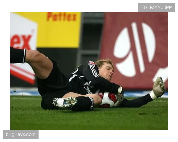 诺伊尔：从沙尔克青训到世界第一门将的崛起解析