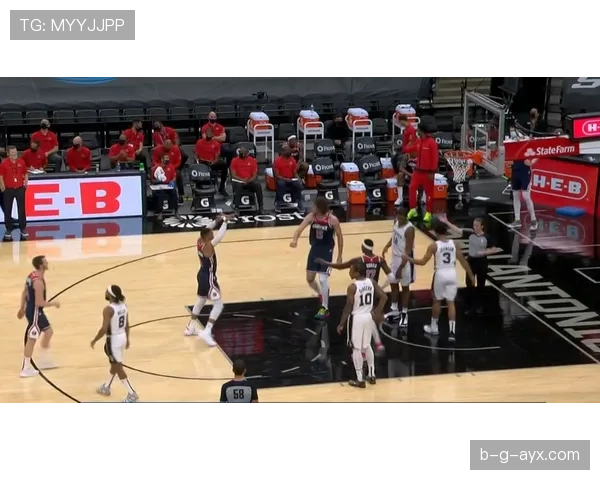 切尔西急速滑向中游危机：混乱重建与豪门定位的惨烈反差！