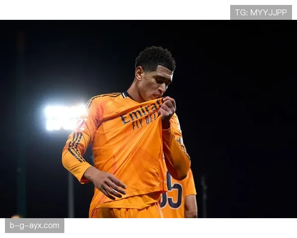 贝林厄姆16岁登陆职业赛场的早期成名历程解析